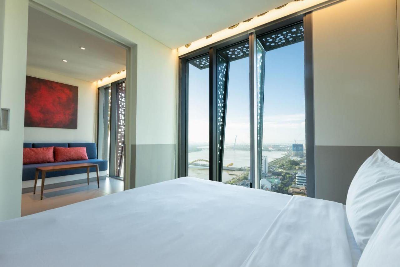 Wink Icon Hotel Danang Riverside - Luxury Suites - 24Hrs Stay & Rooftop Pool Bar מראה חיצוני תמונה