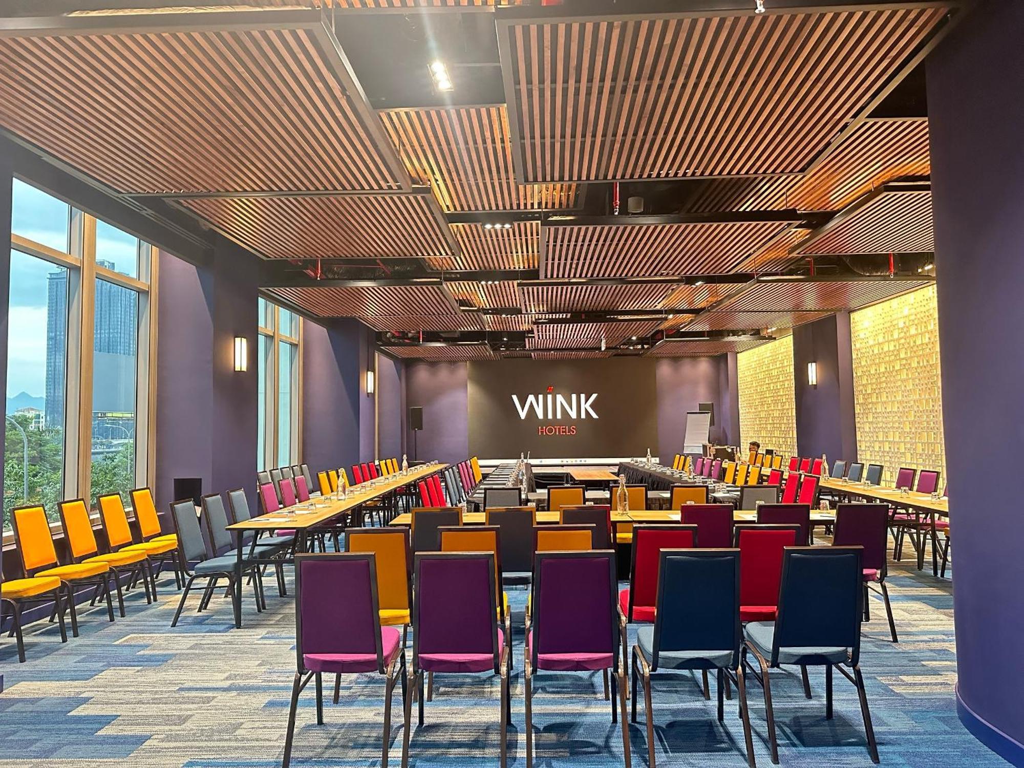 Wink Icon Hotel Danang Riverside - Luxury Suites - 24Hrs Stay & Rooftop Pool Bar מראה חיצוני תמונה