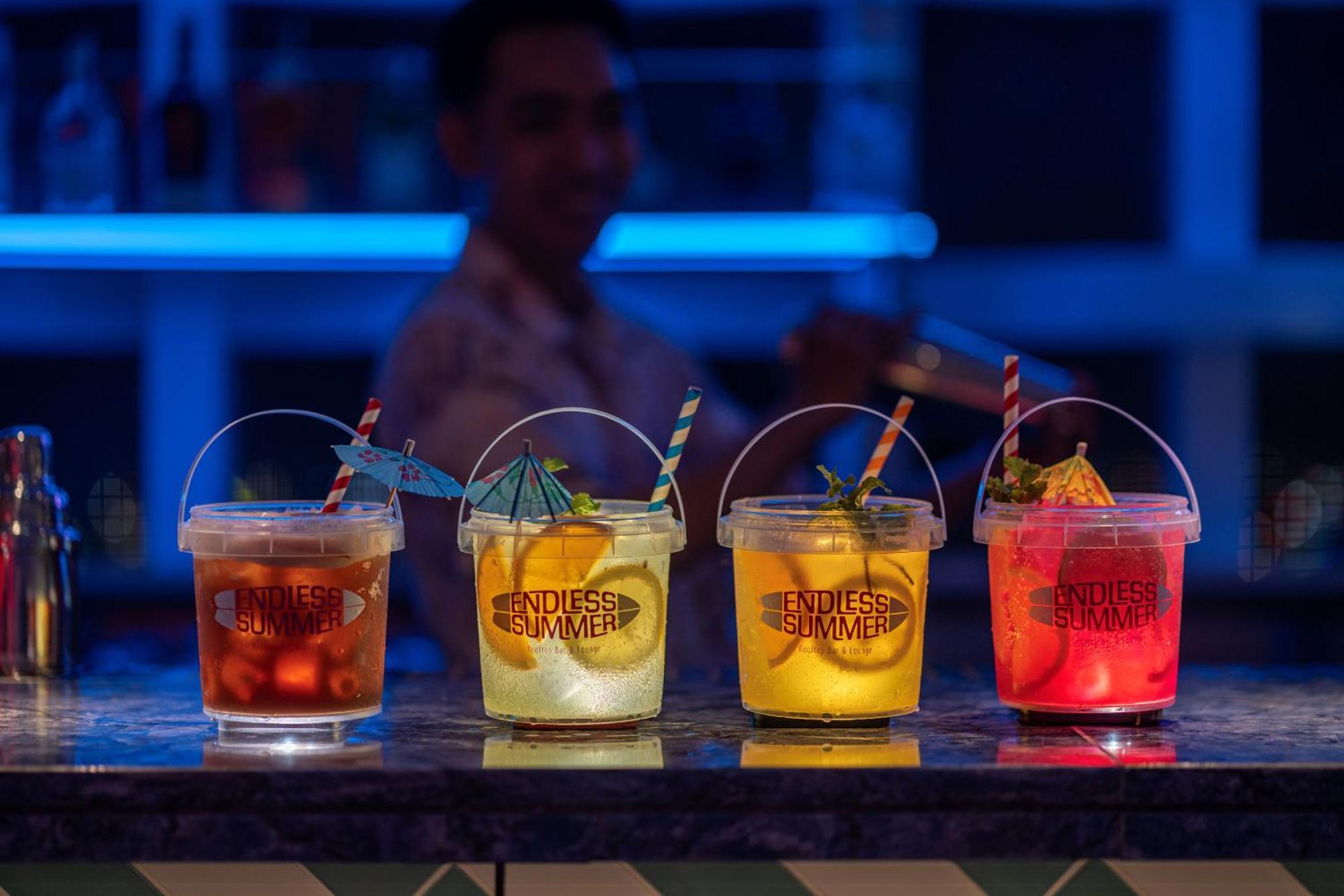 Wink Icon Hotel Danang Riverside - Luxury Suites - 24Hrs Stay & Rooftop Pool Bar מראה חיצוני תמונה