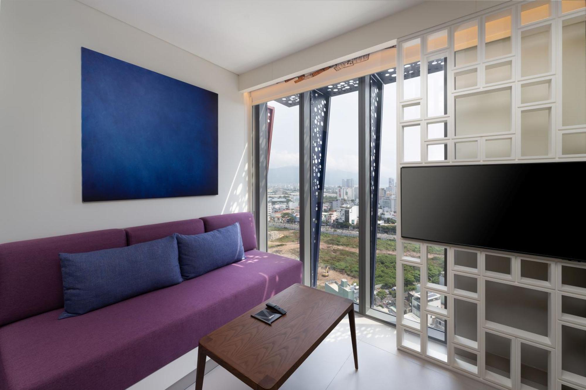 Wink Icon Hotel Danang Riverside - Luxury Suites - 24Hrs Stay & Rooftop Pool Bar מראה חיצוני תמונה